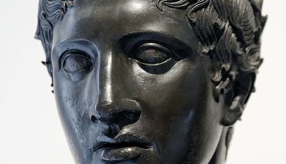 Pondus, uno crure, and Polykleitos’ statues